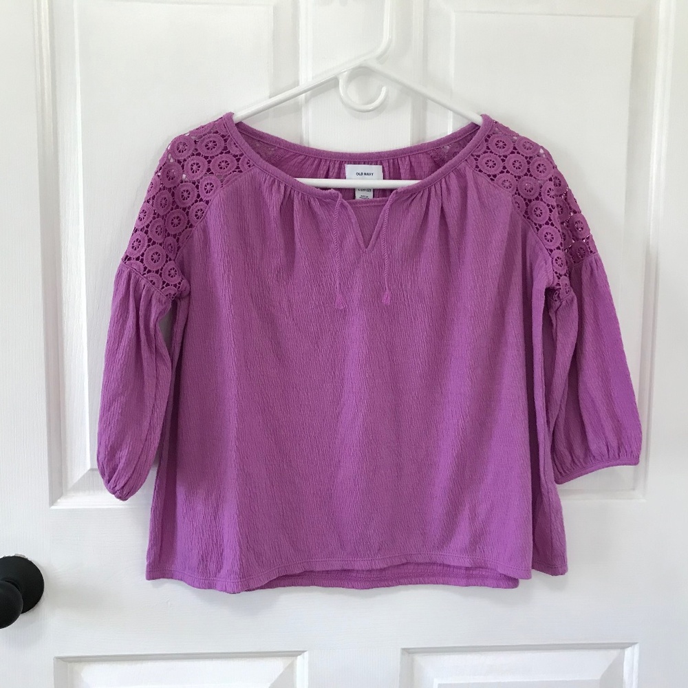 Old Navy berry purple crinklet embroidered 3/4+ length sleeve Girls Size 10 / 12